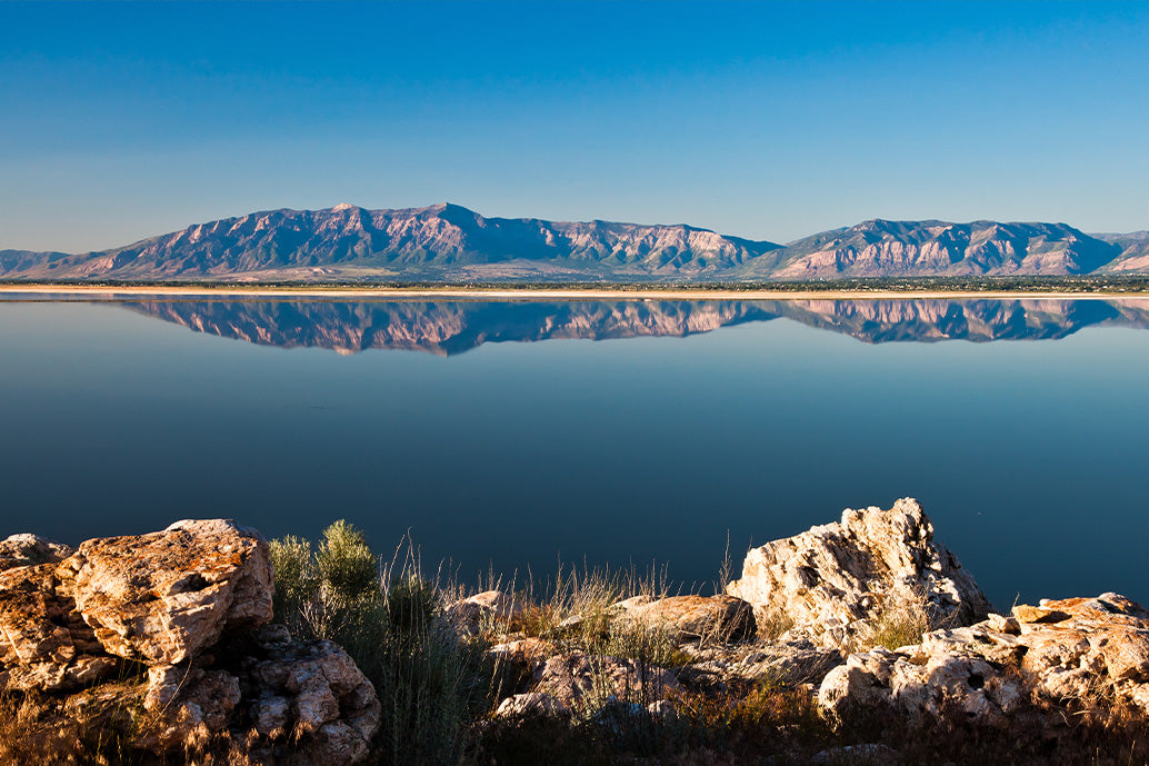 mountain view with a lake in the foreground